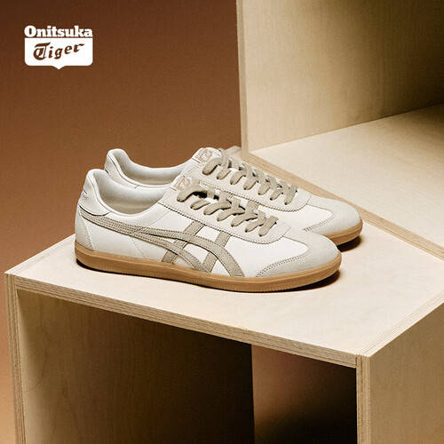 拉松冠军跑鞋助你轻松破纪录！特步160X30PRO：马(图1)